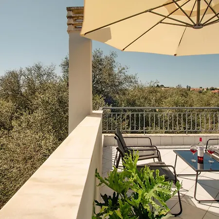 Fiore Azzurro Perivólion