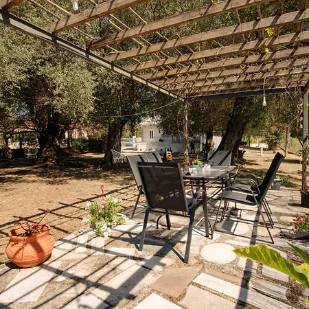 Fiore Azzurro Apartmán Perivólion